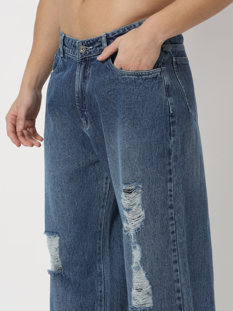 Mid distressed baggy jeans