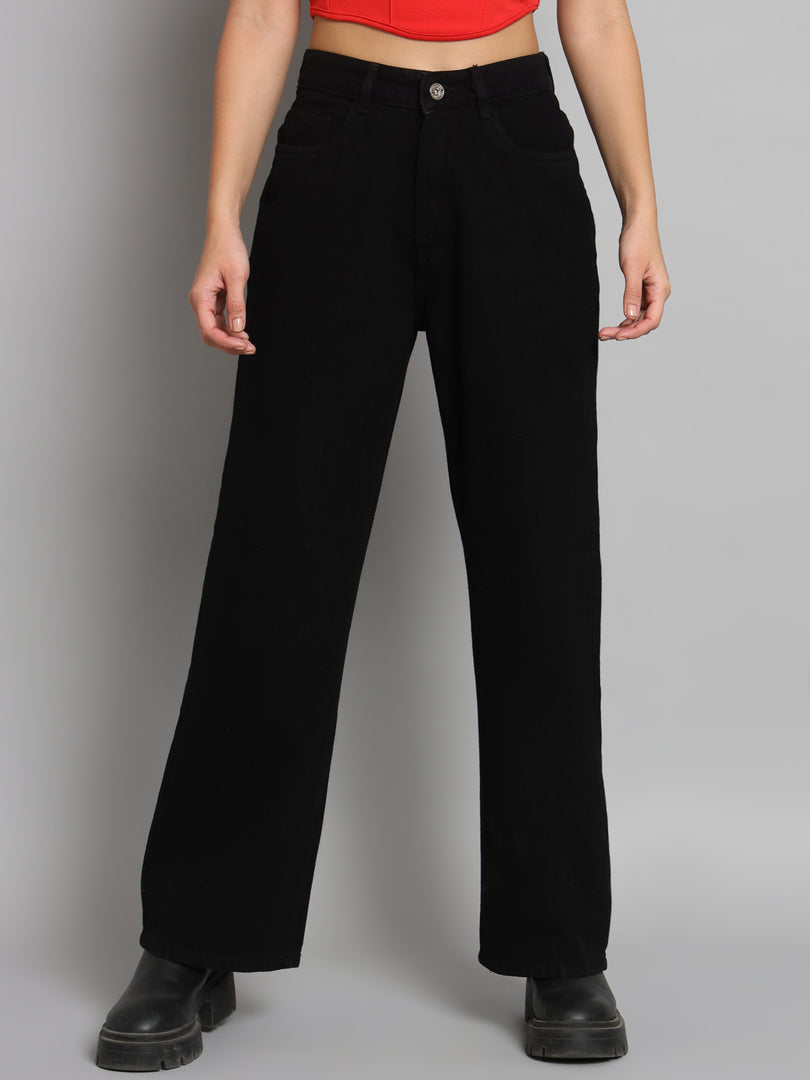 Women's  basic black baggy jeans